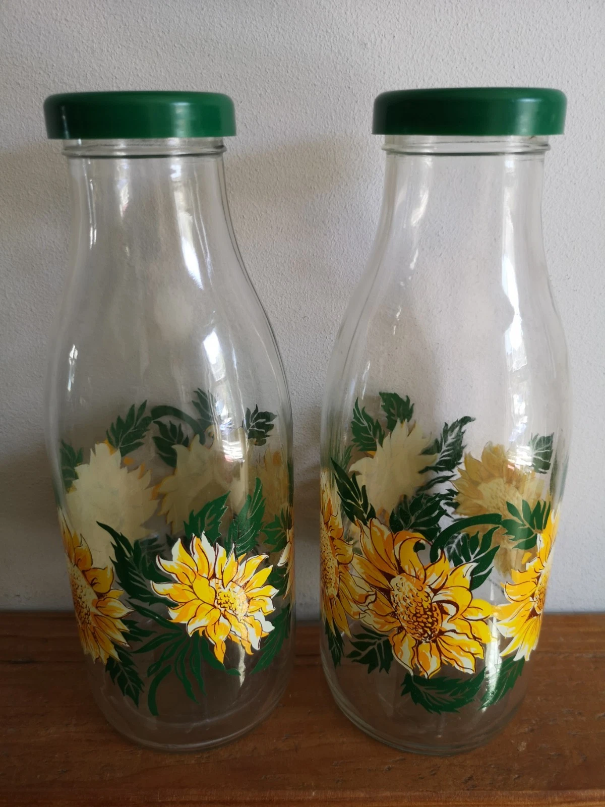 Vintage Retro Original La Parfait Storage Jars With Lids. Sunflower Pattern