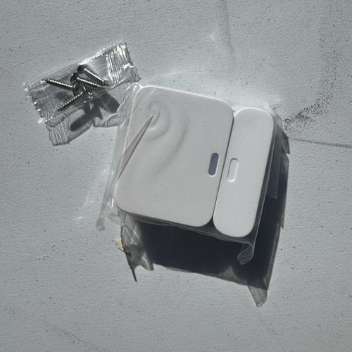 SimpliSafe Home Door And Window Entry Sensor ES3 - Picture 2 of 4