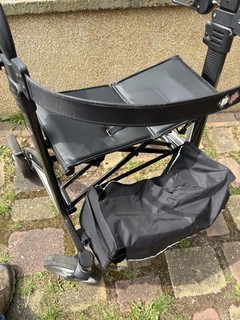 Rollator Bischoff & Bischoff Alevo Carbon faltbar 6 kg mit Tasche & Rückengurt