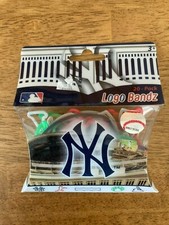 New York Yankees Logo Bandz Collectibles Baseball MLB Elastic Bracelets 20 Pack