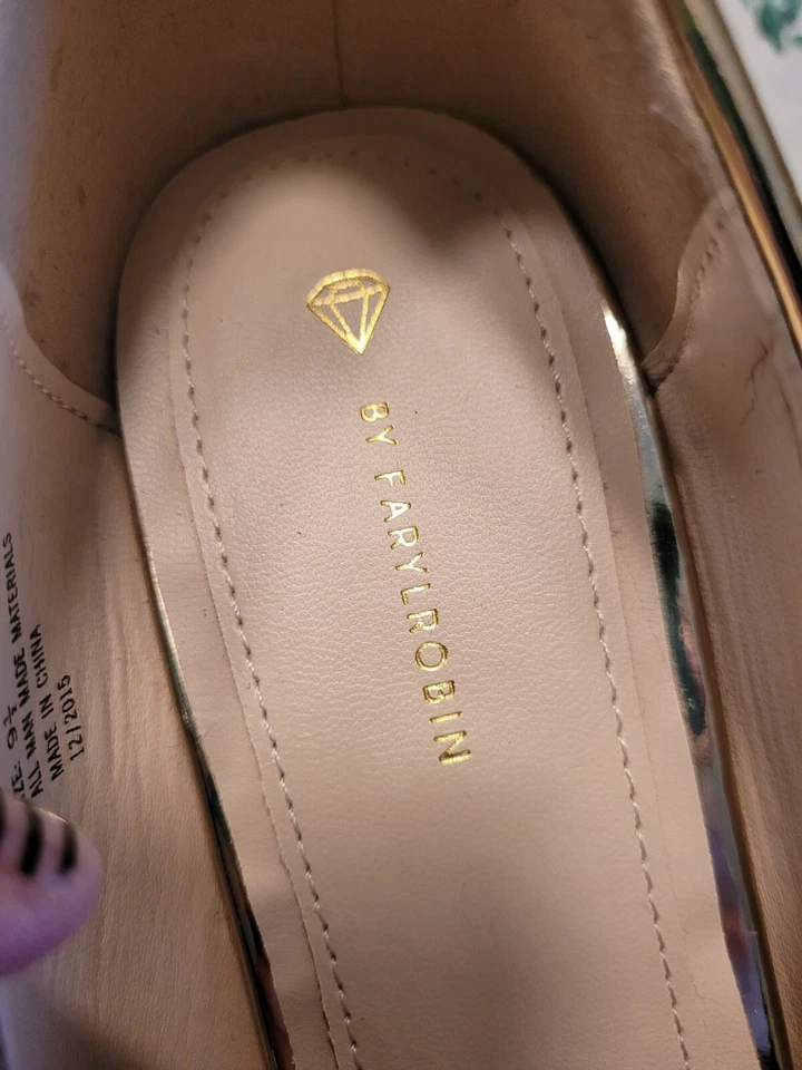 Farylrobin Anthropologie Tacones Dorados Talla 9.5 Foto 2 de 4