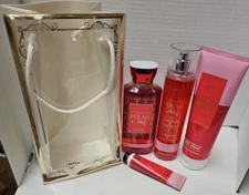 New 4 pc Bath & Body Works Strawberry Pound Cake Set Mist Cream Gel Hand Cream