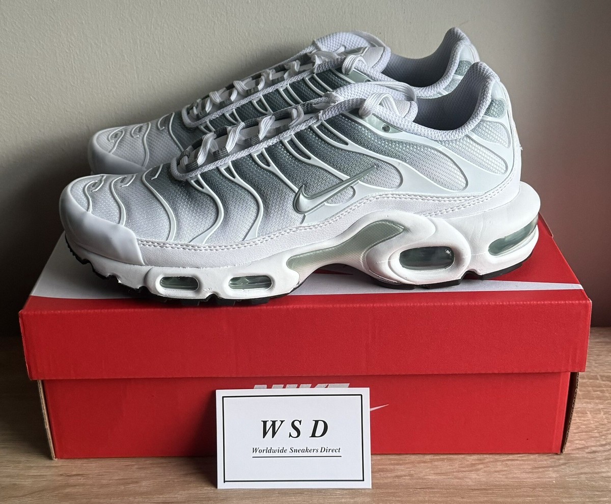 NIKE WOMEN'S AIR MAX PLUS TN MICA GREEN, UK DZ3670-100, NEW