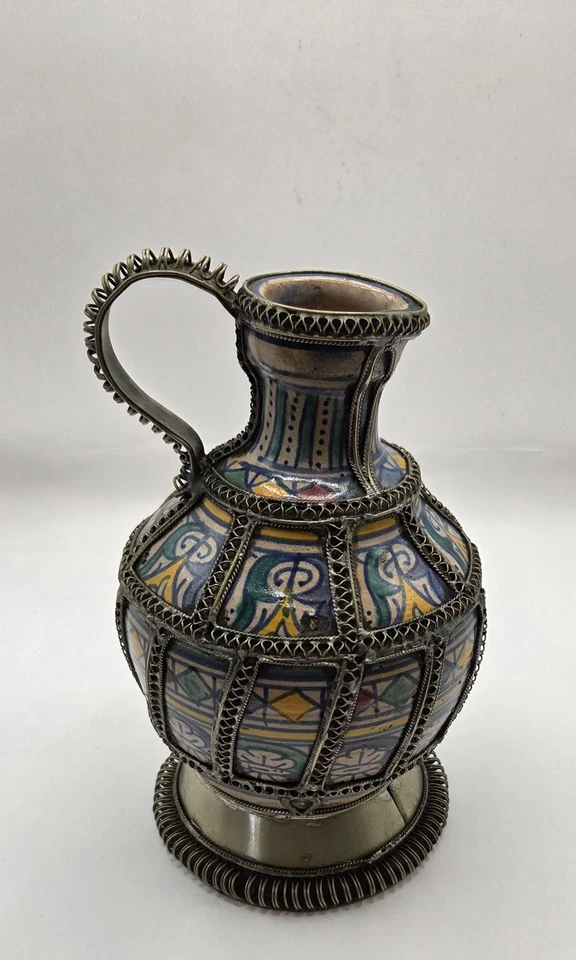 Antiguo jarrón urna de cerámica morisco marroquí de 7,5" azul blanco con filigrana plateada Foto 3 de 4