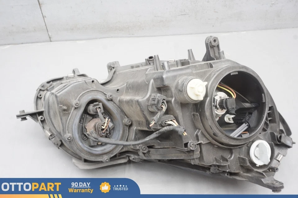 Faro halógeno delantero izquierdo del lado del conductor Mercedes E320 2003-2006 OEM Foto 2 de 4