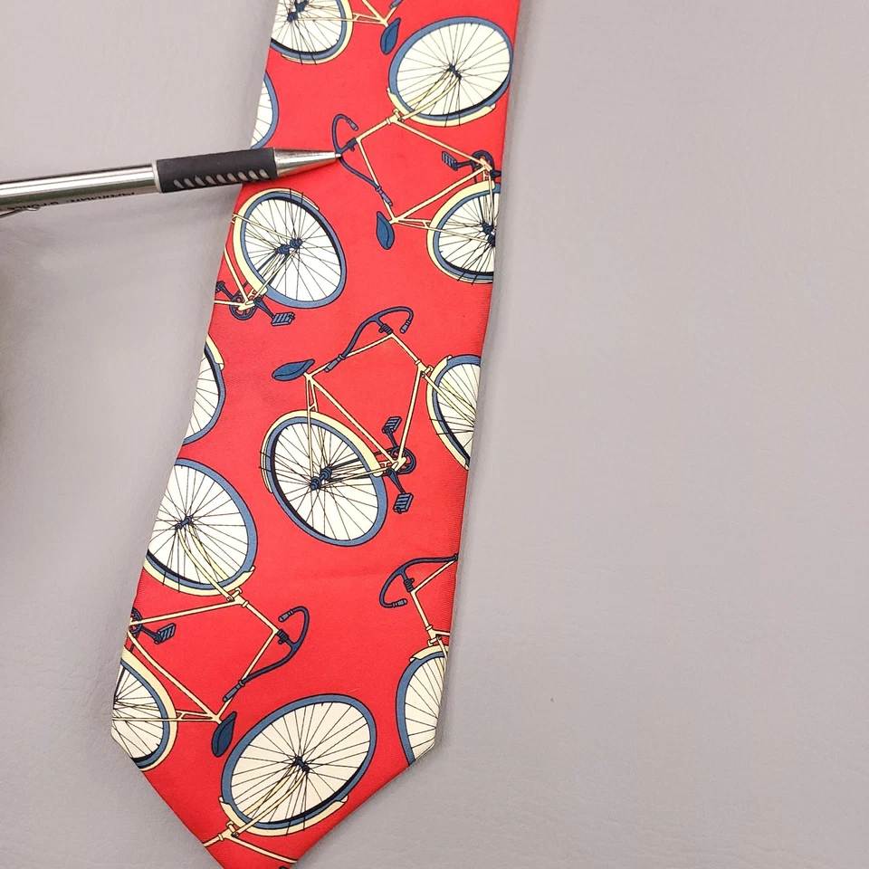 Corbata Lands End para Hombres Bicicleta Roja Fixie Cosida a Mano Seda Hecha en EE. UU. 3.5X58 Foto 3 de 4