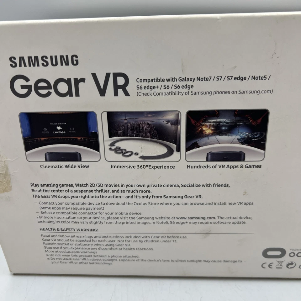 Samsung Gear VR - Powered By Oculus - Boxed Virtual Reality Headset Vgc - Image 3 of 4