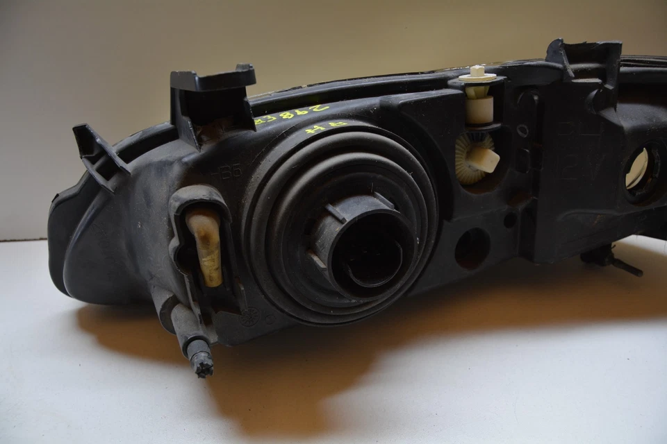 2000 - 2003 NISSAN SENTRA ПЕРЕДНЯЯ ПРАВАЯ СТОРОНА ФАРЫ OEM, 114-58728 - Изображение 4 из 4