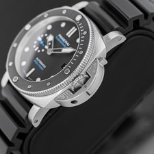 Panerai Submersible Men's Black Watch - PAM00683 6