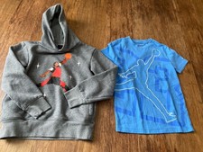 Set Of 2 Boy  s Size Small Jordan Hoodie And Tee