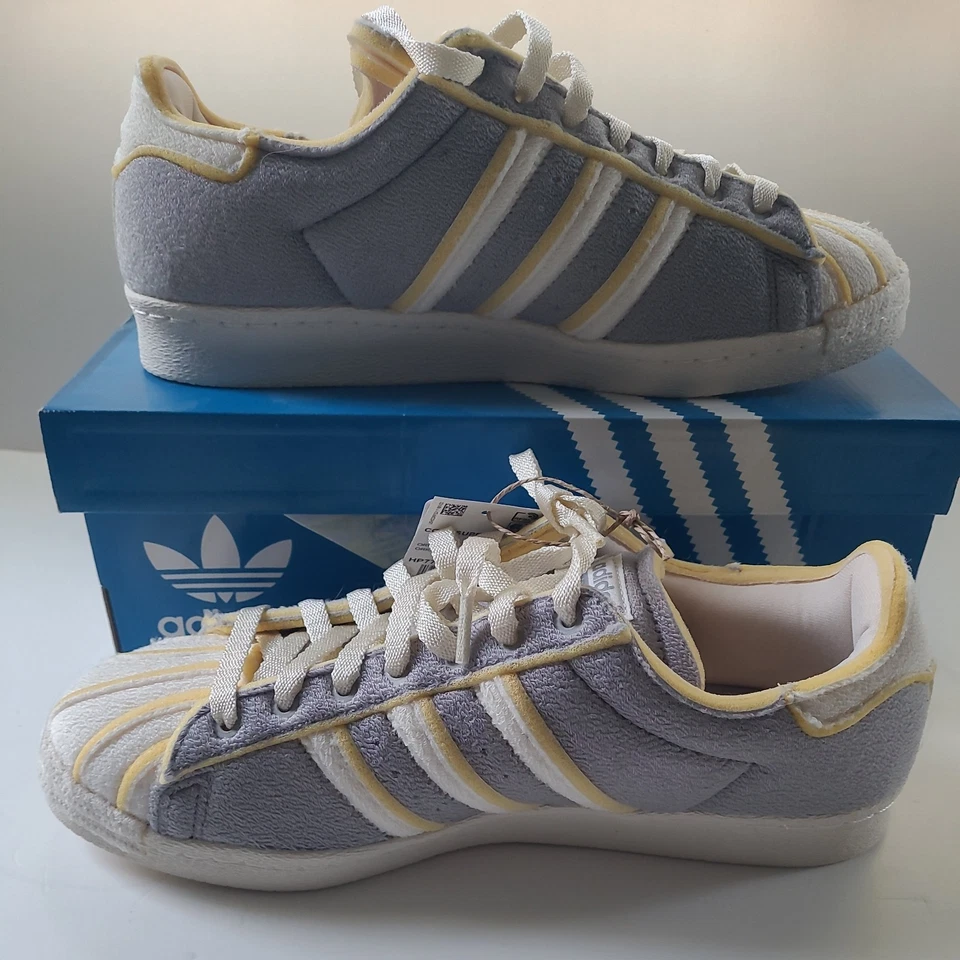 NEW AUTHENTIC ADIDAS ORIGINALS COZY SUPERSTAR " WHITE SHOES US 10 HP7716 - Image 3 of 4