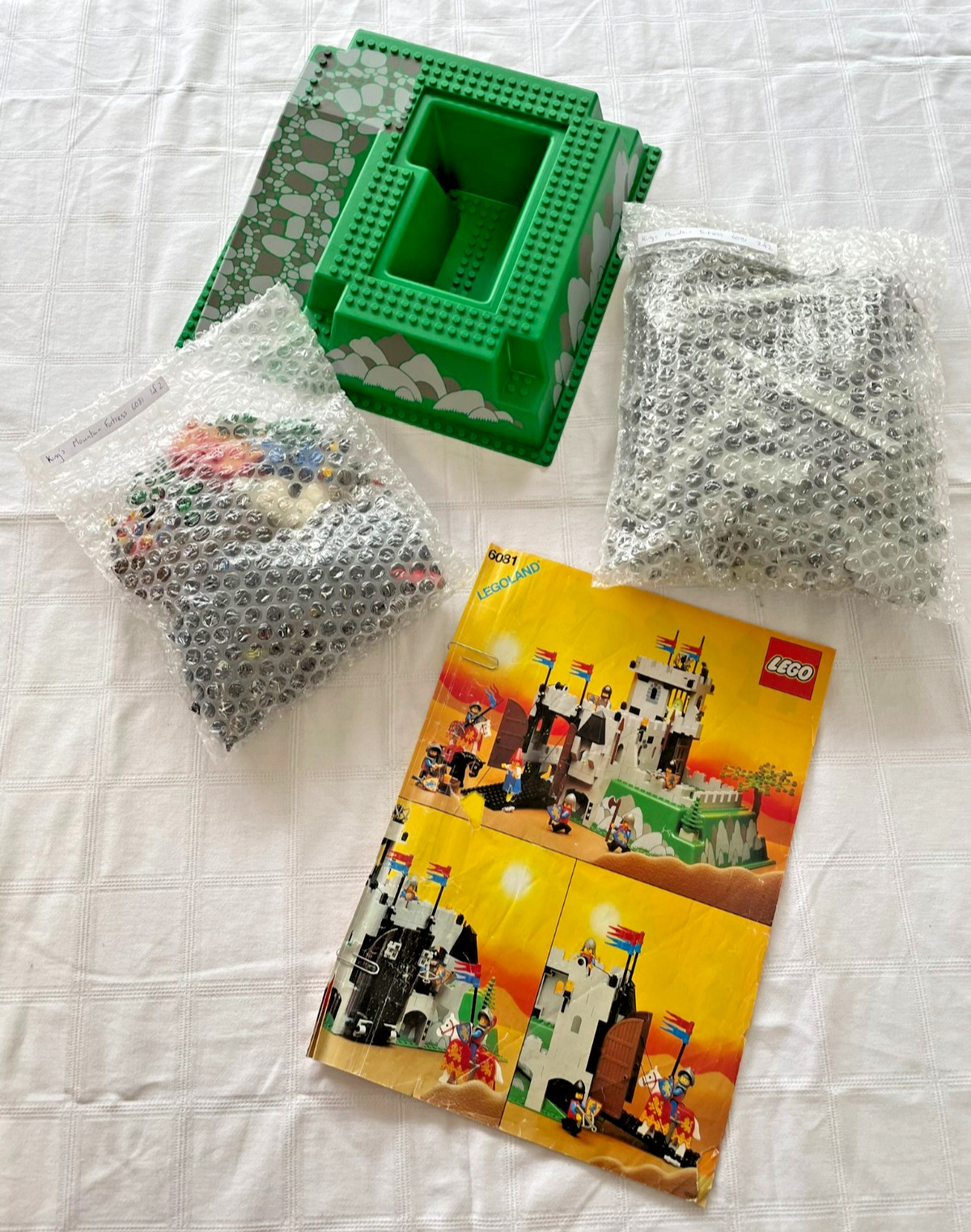LEGO Castle: King's Mountain Fortress 6081 full set