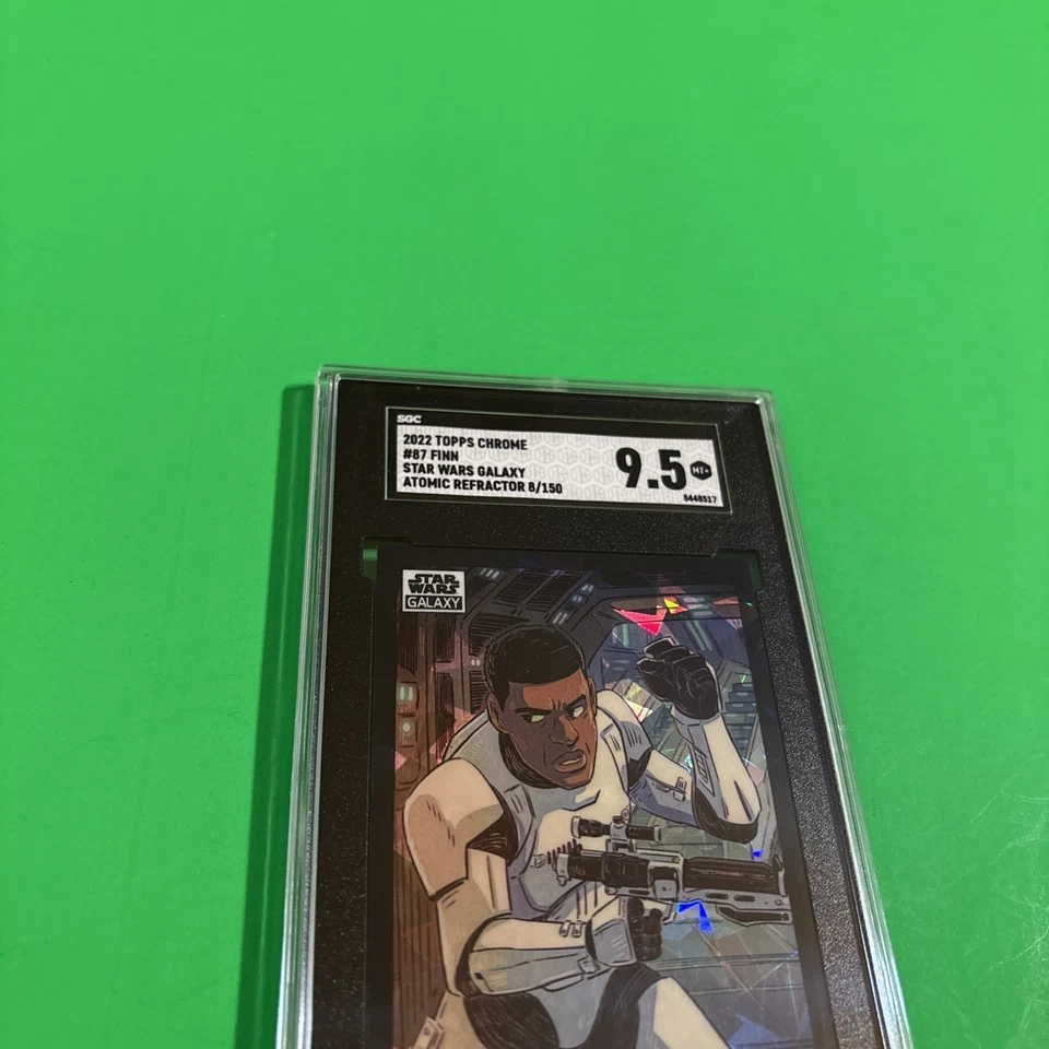 2022 Topps Star Wars Galaxy Chrome 87 ATOMIC REFRACTOR / 150 SGC 9.5! Finn - Image 2 of 4