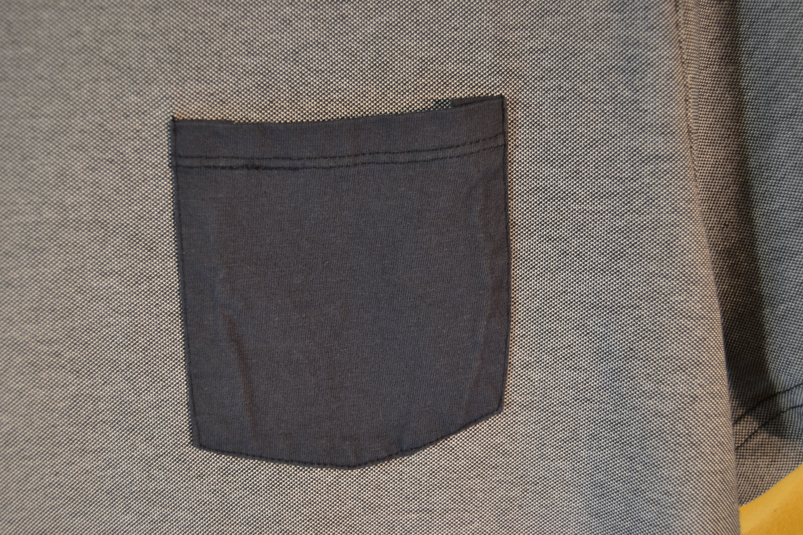 Michael Kors SHORT Sleeve T-Shirt Men's Size XL Gray thumbnail 4