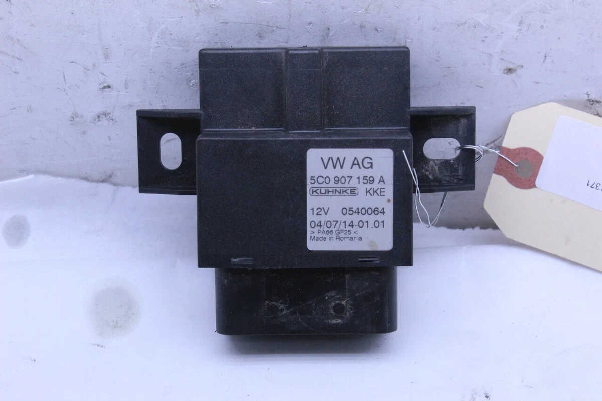 2015 Volkswagen Beetle Convertible Sound Control Module 