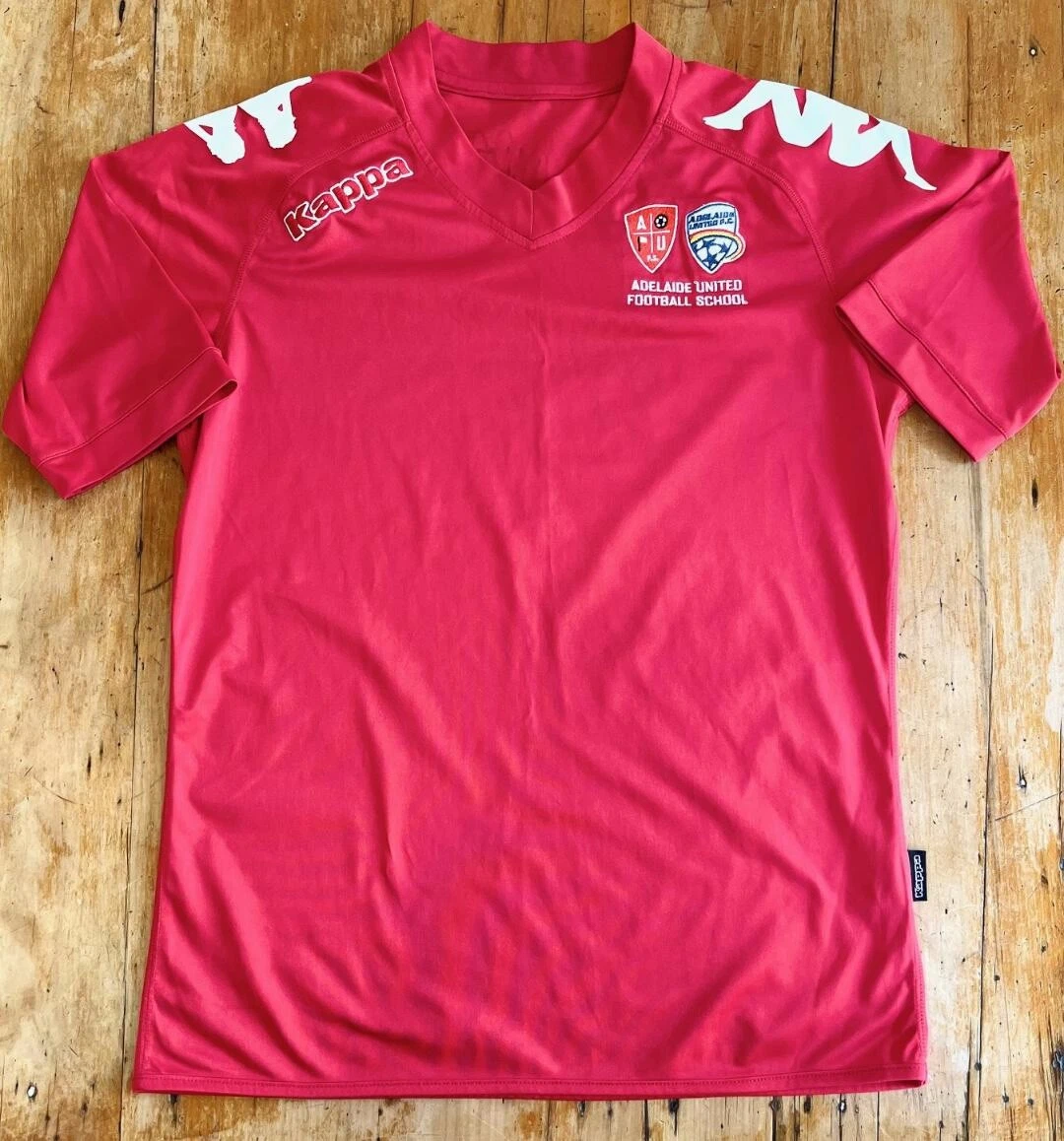 KAPPA ADELAIDE UNITED Football Soccer Jersey Size M SIGNED eBay
