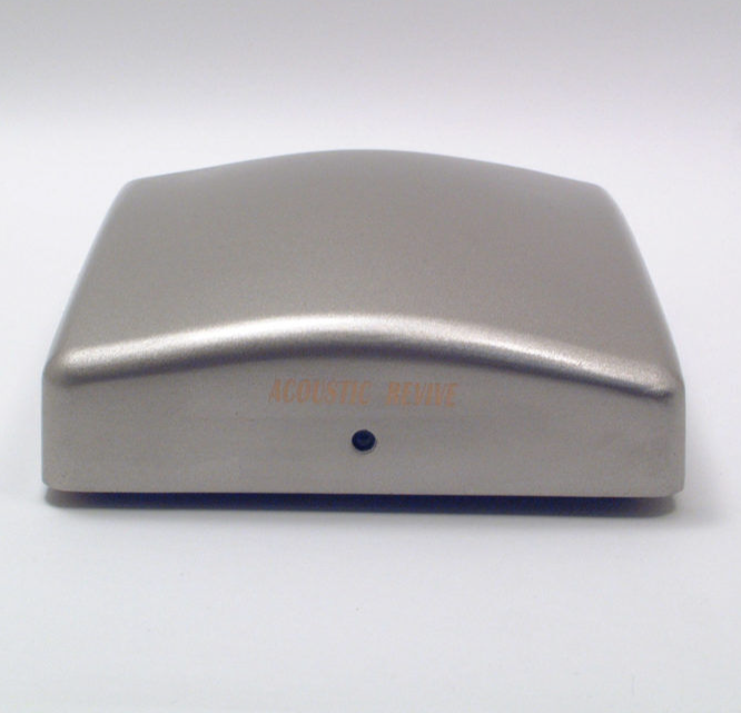 美品‼️ACOUSTIC REVIVE RR-777オーディオ機器 ACOUSTIC REVIVE RR-777 Ultra Low Frequency Pulse Generator 7.83Hz