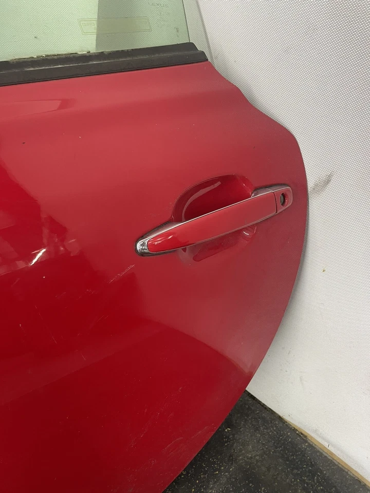 Toyota Lexus SC430 2002-2010 montaje de puerta delantera izquierda del lado del conductor OEM (rojo) Foto 3 de 4