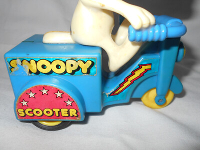 初代スヌーピー 1966 Snoopy On Scooter Friction Toy Peanuts Vintage RARE | eBay