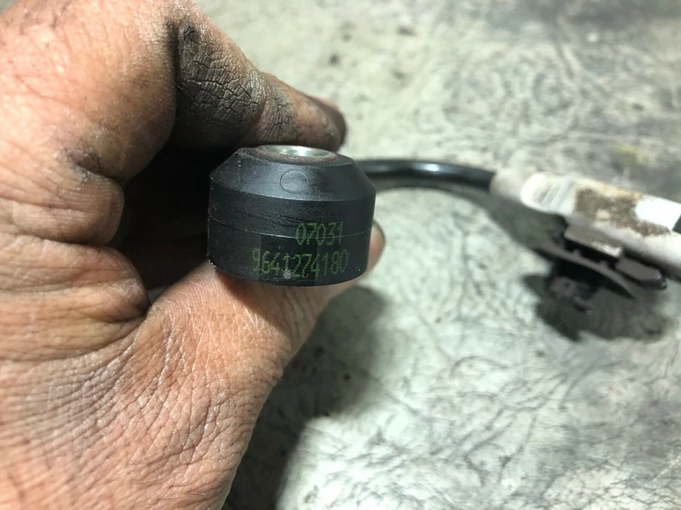 2007 PEUGEOT 307 2.0 DIESEL MANUAL KNOCK SENSOR 9641274180 - Image 2 of 3