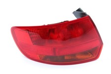 Original Audi A3 Schlussleuchte Links 8P4945095G