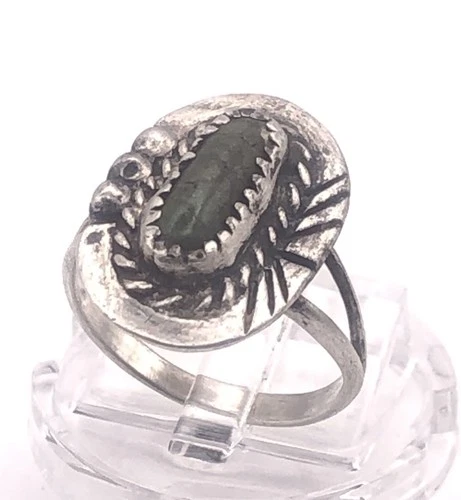 Vintage Navajo Old Pawn Green Turquoise Silver Ring  Size 5.5  (3.7g)