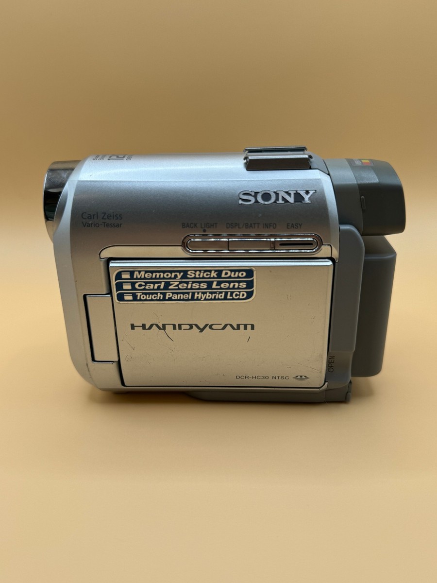 ★美品★ SONY ビデオカメラ DCR-HC30 miniDV ソニー Amazon.co.jp: SONY DCR-HC30 S DV方式デジタルビデオカメラ DCR-HC30
