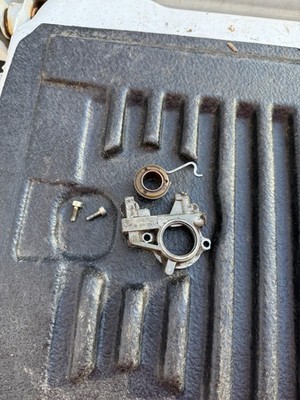 Stihl Ms 441c Oil Pump And Worm Gear (Read Description)