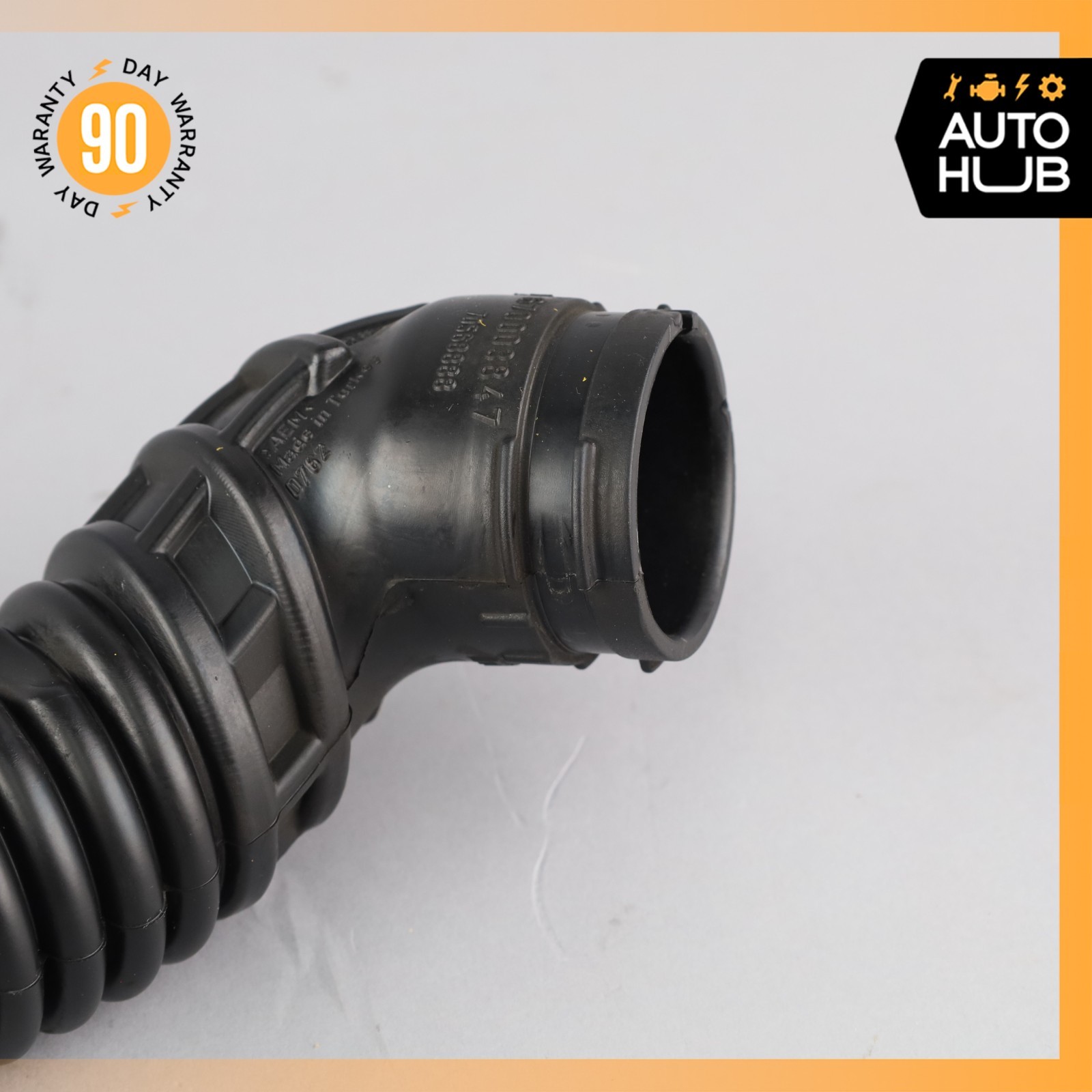 14-22 Maserati Quattroporte M156 Engine Right Air Intake Duct Pipe Hose Set OEM