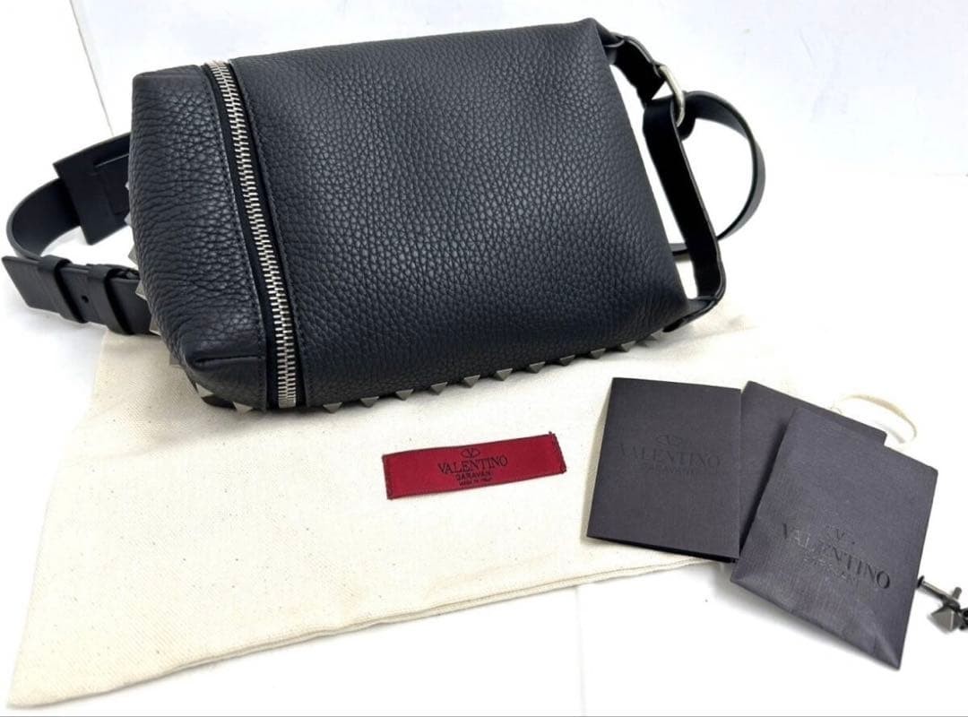 Valentino Garavani Body Bag Leather Compact Crossbody Women's Excellent Conditi