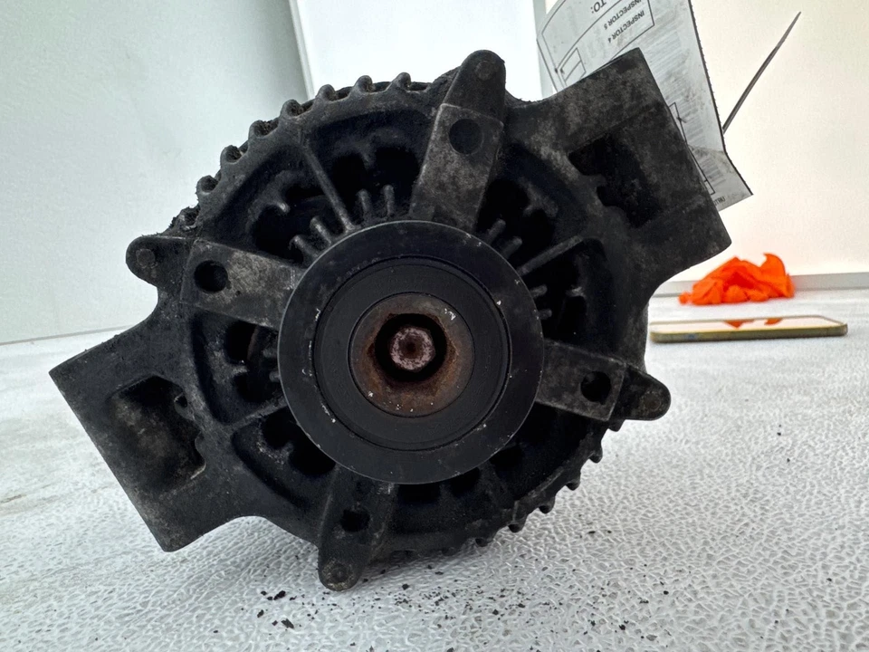 2011-2013 BMW 135i Alternator Assembly OEM 7591532 - Image 2 of 4