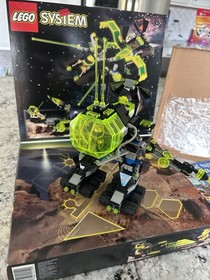 Retired LEGO Space: Robo Master (2154), 100% complete w minifigs & manual!