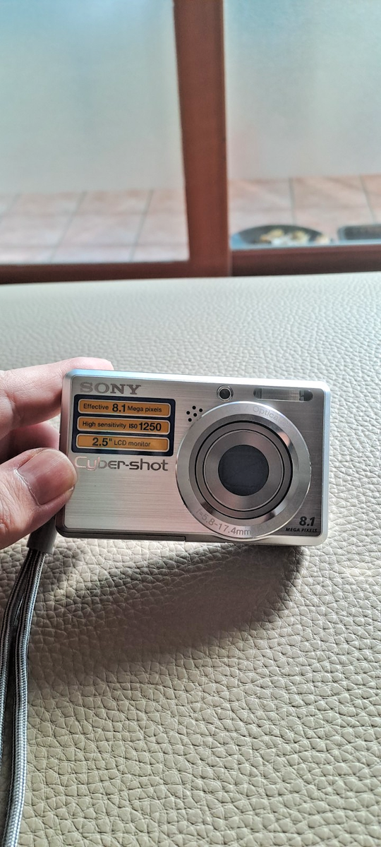 Sony Cyber-shot DSC-S780 8.1MP Digital Camera - Silver for sale