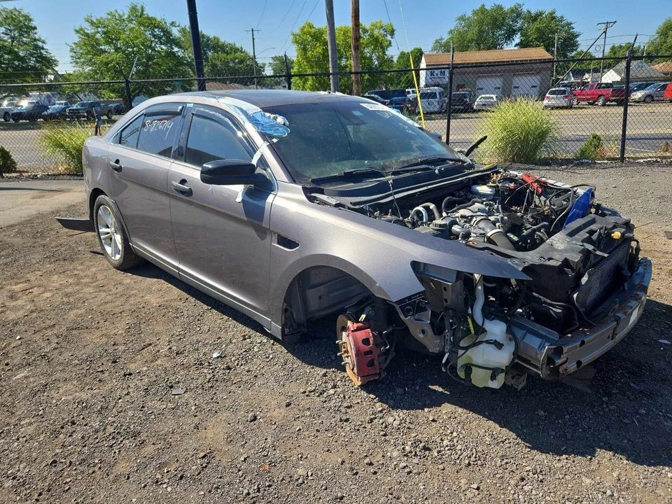 Used Front Exterior Door Handle fits: 2013 Ford Taurus door handle only front co Foto 2 de 4