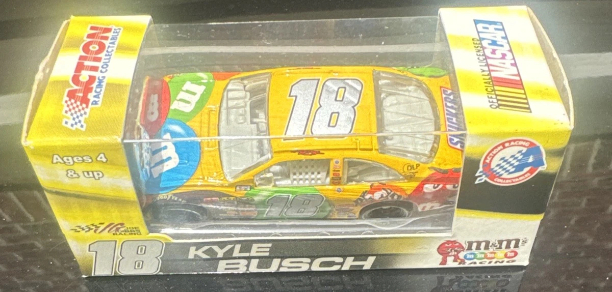 Preços baixos em Kyle Busch NASCAR Diecast Carros de Corrida 2008