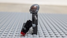 LEGO&reg; Star Wars Minifigure 4-LOM Bounty Hunter W/ Blaster Gun Set 75167 SW0830