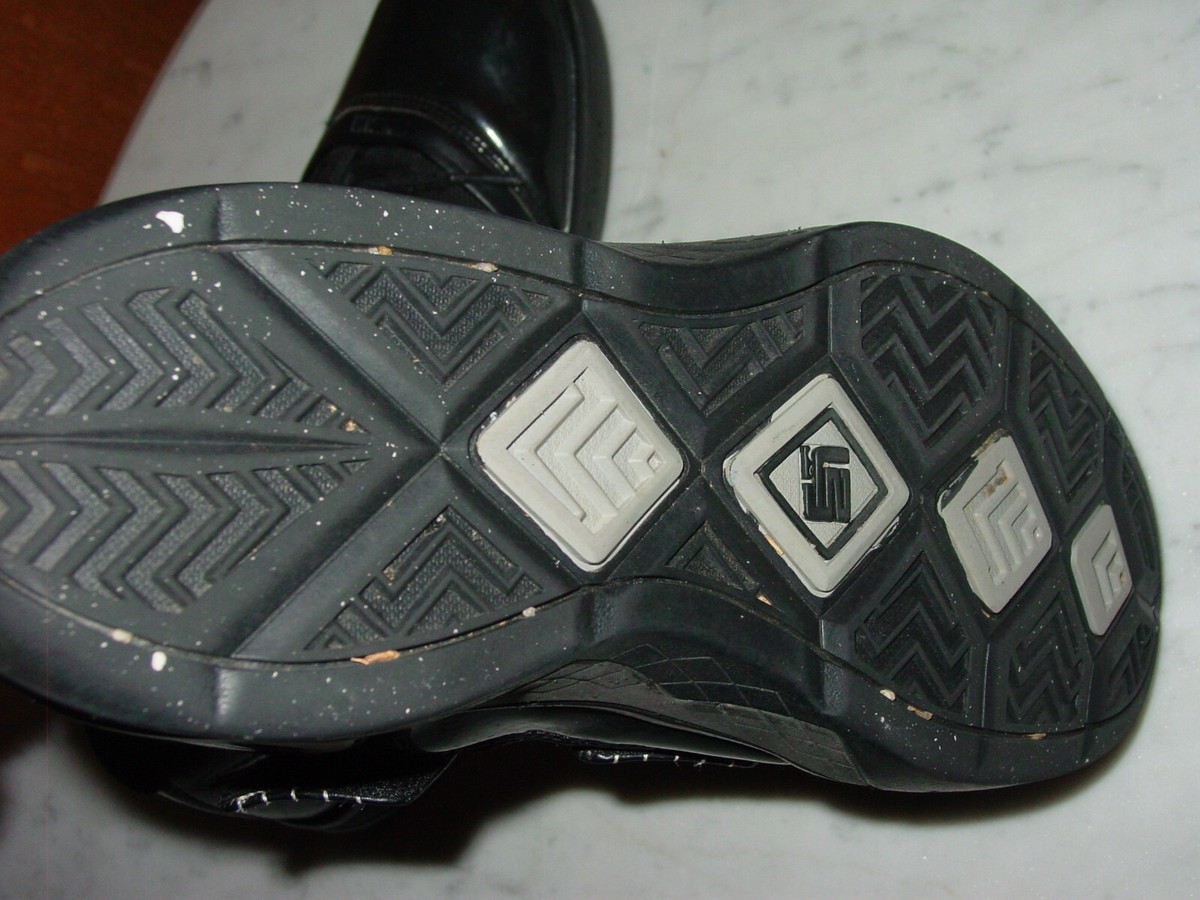 2009 Nike Zoom Soldier III LeBron Team Bank Black Silver Size 11 367183-011 2009 Nike Zoom Lebron Soldier 3 Black 367183-011 Basketball  main image 2