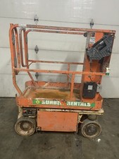 JLG 1230ES 12’ ELECTRIC RUNABOUT SCISSOR VERTICAL MAST DRIVABLE MAN LIFT