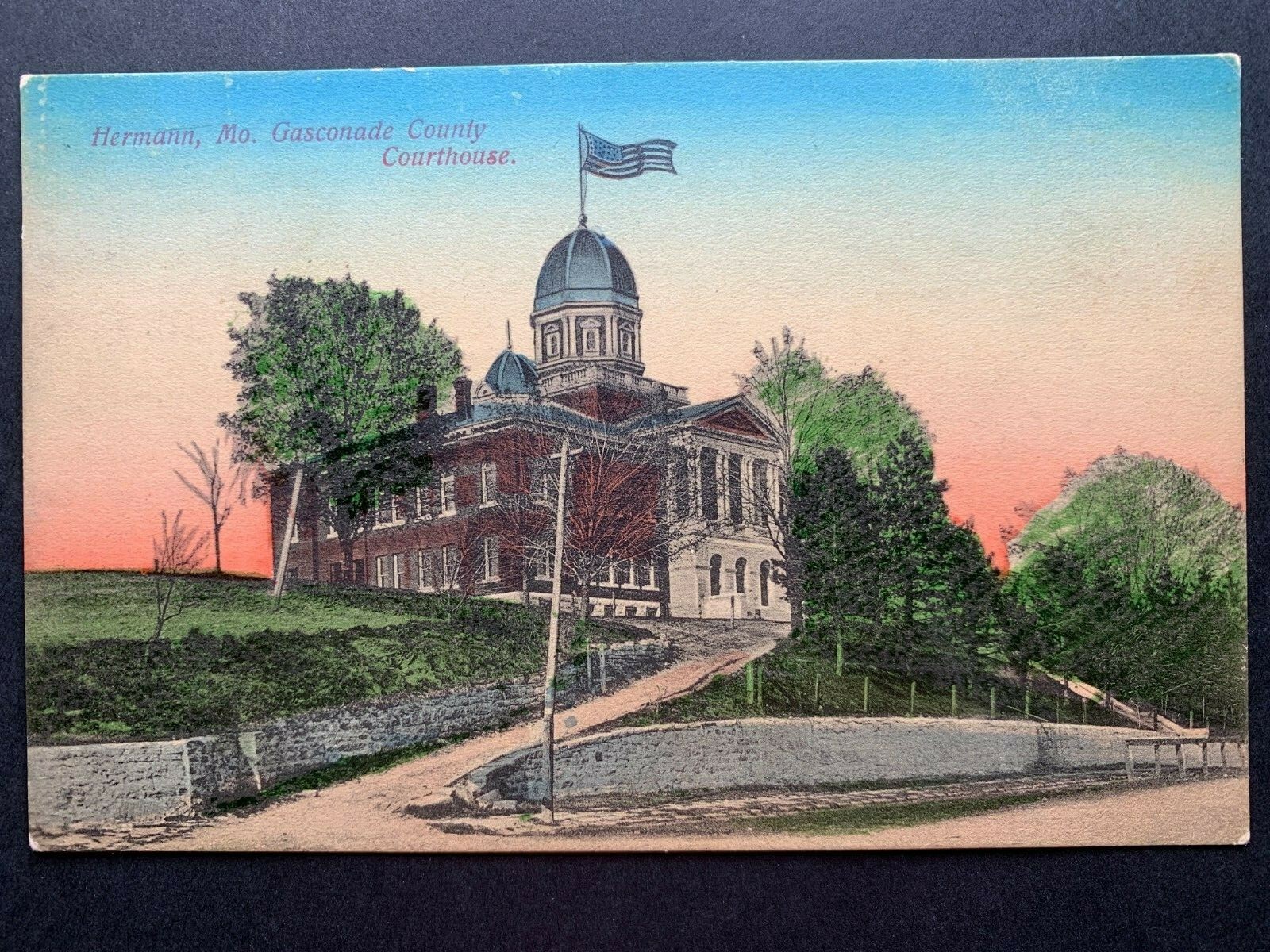 Postcard Hermann MO c1910s Gasconade County Court House American Flag