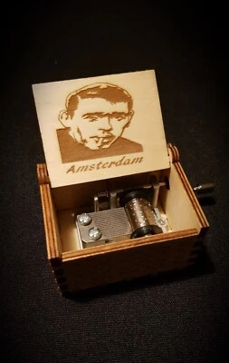 Boîte à musique en bois Jacques Brel Amsterdam - Personnalisable