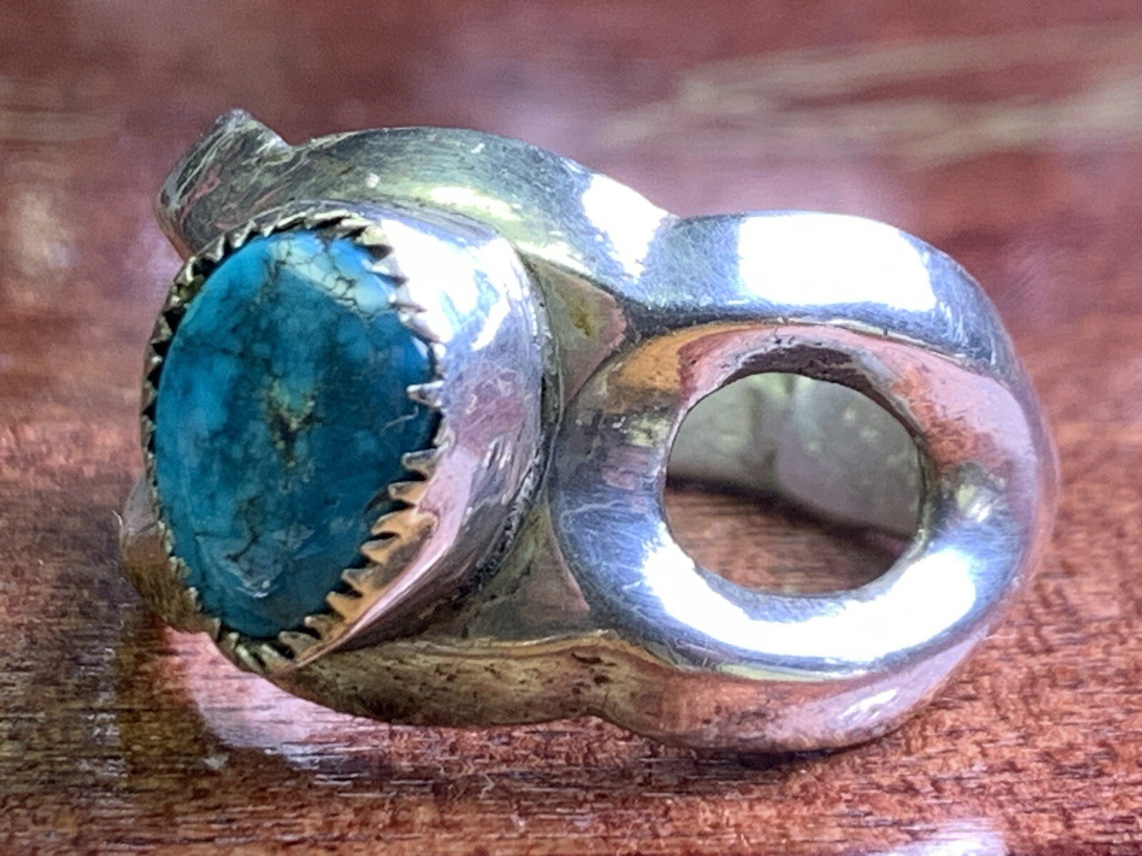🪶VINTAGE NAVAJO TURQUOISE SOLID SILVER MANS RING… - image 1