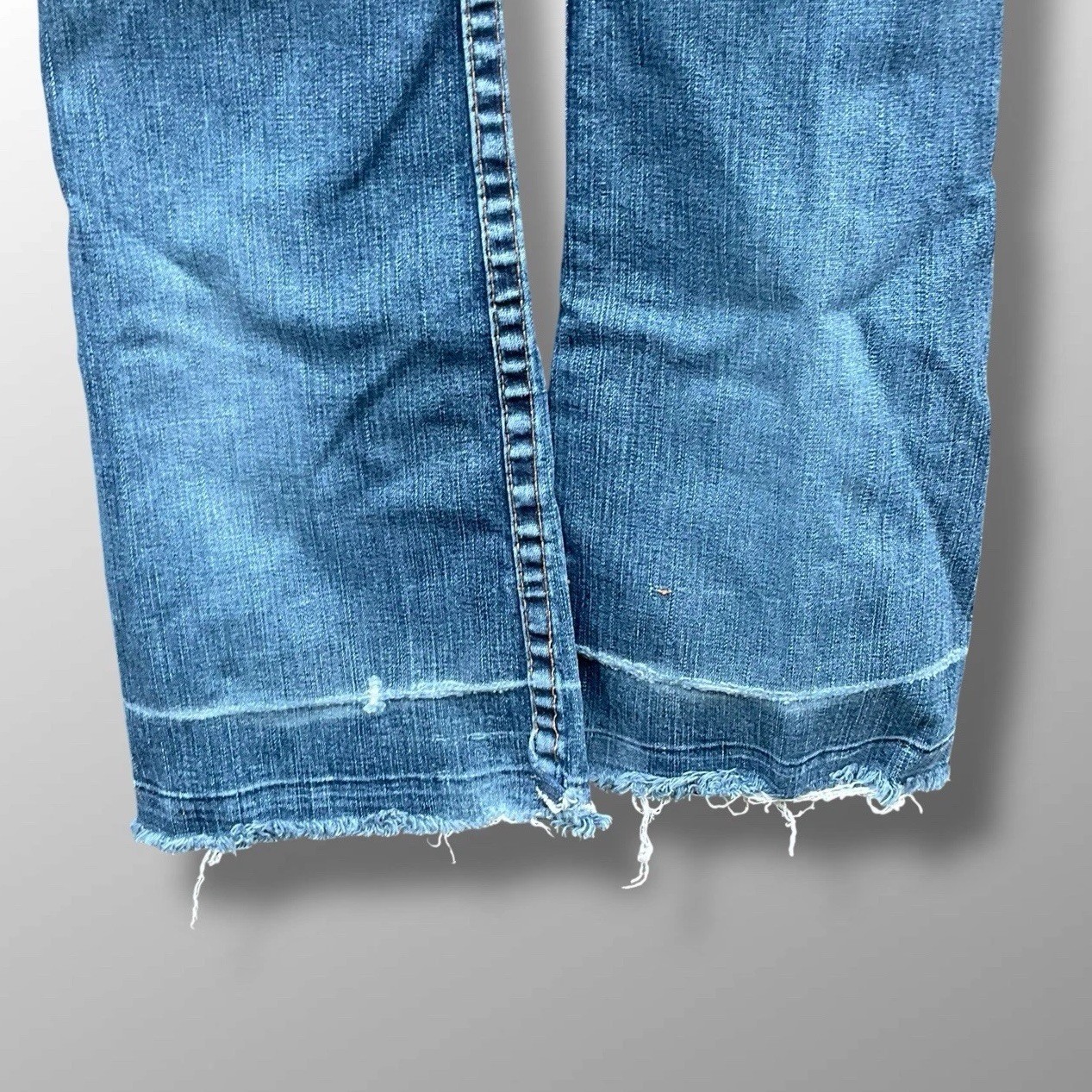 Vintage True Religion Candice Jeans Women 26 30x32 Bootcut Flare Distressed USA thumbnail 10