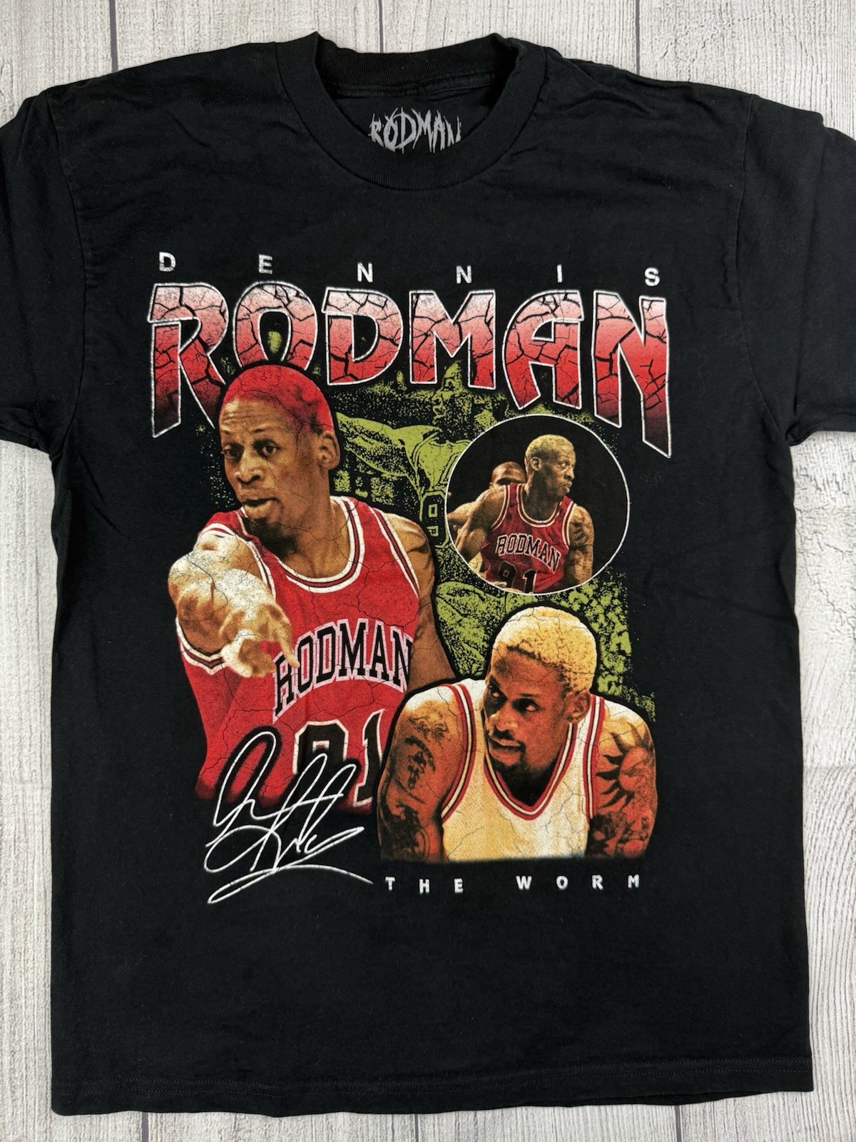 Usado en excelente estado! Camiseta Dennis Rodman Apparel Gráfica Rap Negra Talla Mediana