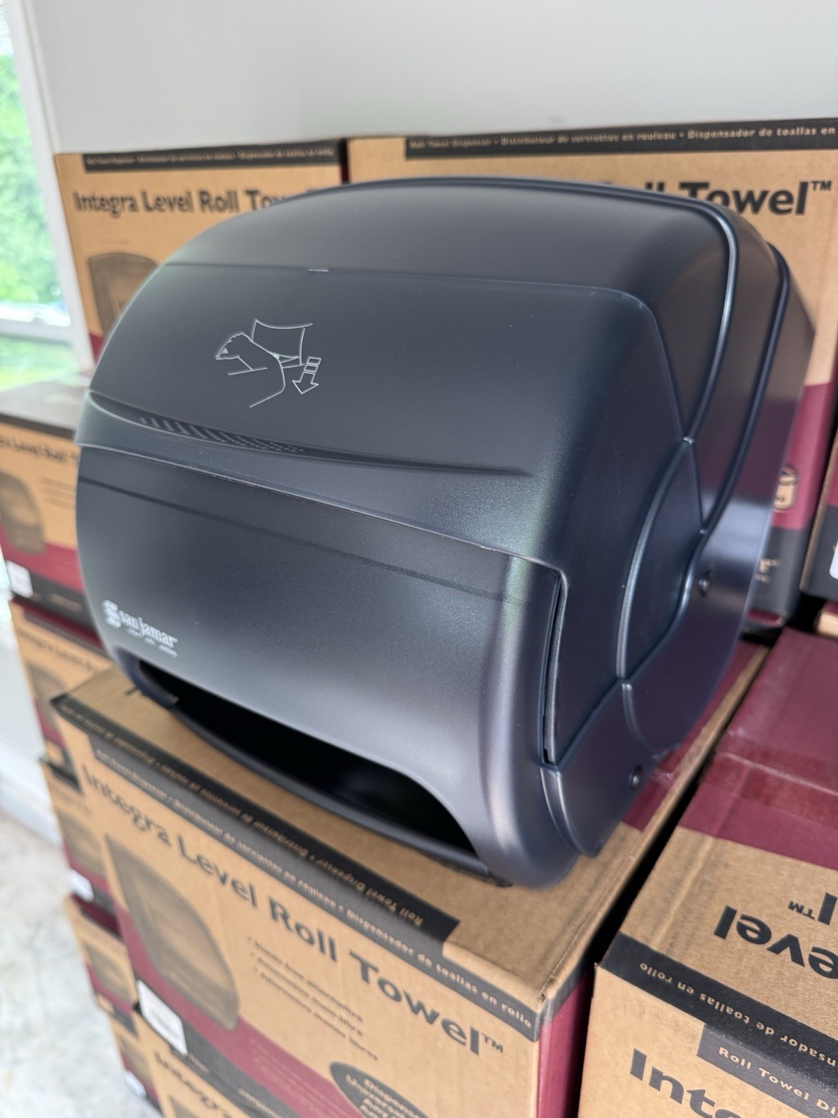 San Jamar T850TBK Wall Mount Level Roll Towel Dispenser - Plastic, Black Pearl