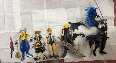 Kingdom Hearts PLAY ARTS Sora, Riku, Roxas, Cloud, Sephiroth
