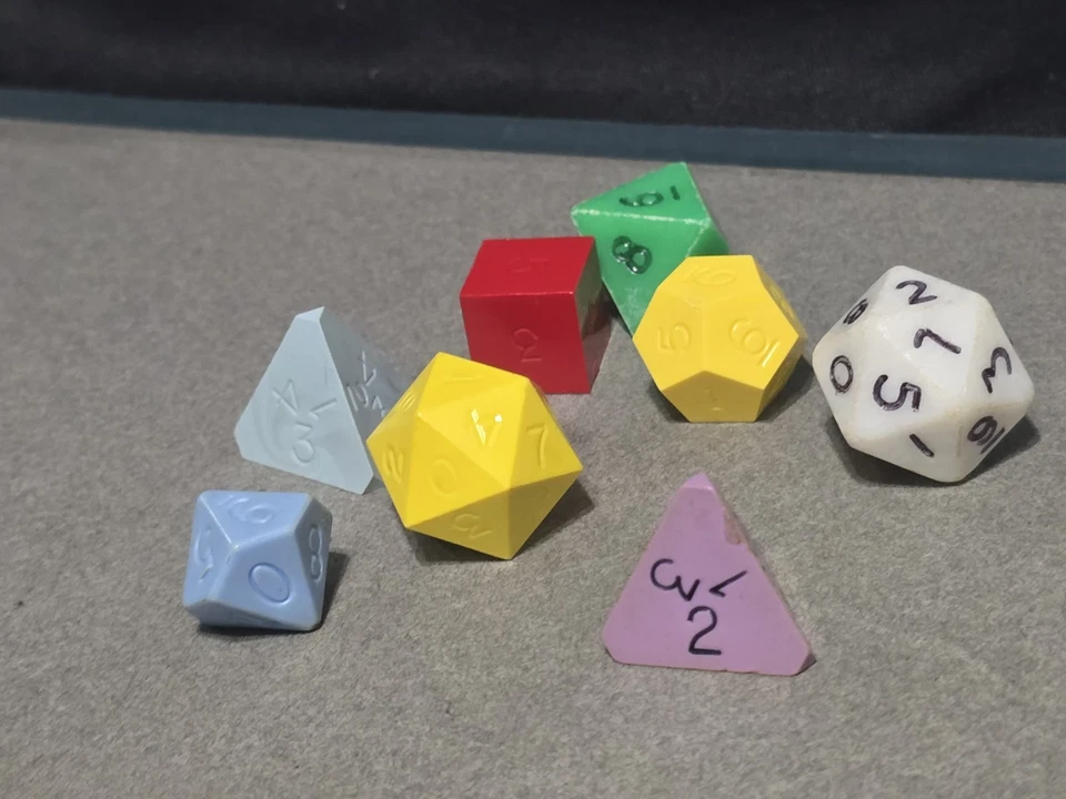 Vintage TSR D&D Dice Set 70s 80s Gamescience Hand Inked Opaque Factory Error D6 - Image 2 of 4