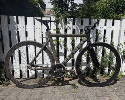 Unikat! Raleigh Bahnrad Fixie 1-Gang mit Bullhorn-Lenker, Carbon-Gabel, Pedale