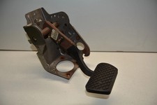 2005-2010 Chevrolet Cobalt Brake Pedal Assembly Oem 15916375