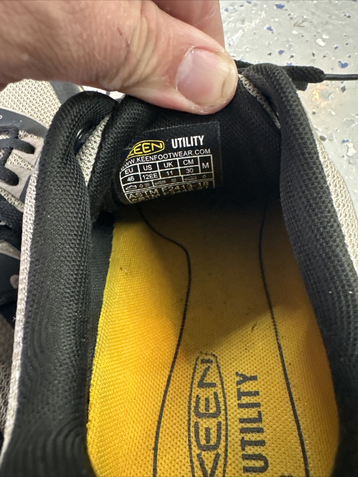 Scarpe sneakers da lavoro Keen Utility F2413 18 nere punta composita uomo US 12 EE usate