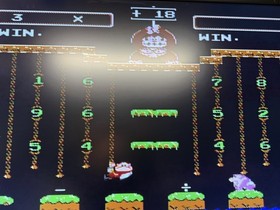 Donkey Kong Jr. Matem&aacute;ticas Nintendo NES Aut&eacute;ntico Probado Educaci&oacute;n Serie Cinco 5 Tornillos